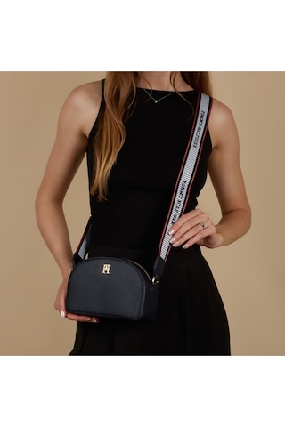 Tommy Hilfiger Kadın Çapraz Askılı Çanta Aw0aw16682dw6 Mavi