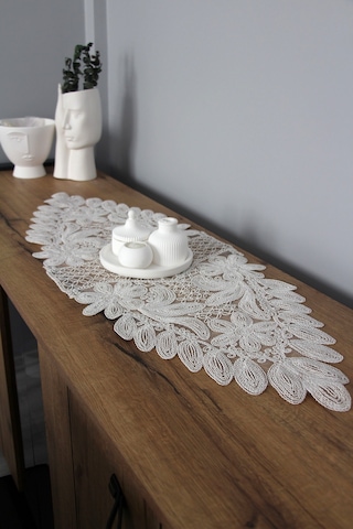 Dantel Kordon Örme Detay Masa Runner Fiskos Örtüsü 100x35 Cm 1010-kelebek Bej