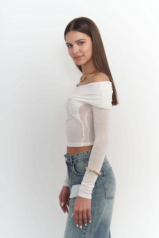 Mai Collection Mai Studios Co. Vanni Çapraz Detay Beyaz Uzun Kollu Bluz Beyaz