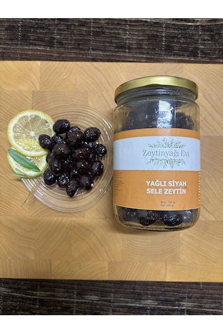 Yöresel Sele Sofralık Siyah Zeytin 720 Gram Cam Şişe Doğal Tatlandırma