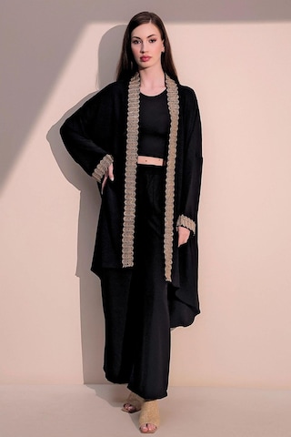 Kadın Siyah Şık Hasır Detaylı Kuşaklı Salaş Kimono - Tesettüre Uygun Siyah