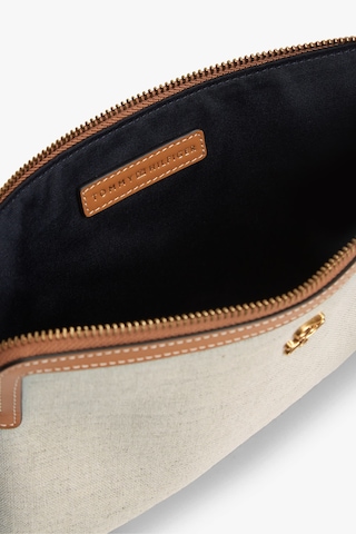 Tommy Hilfiger Th Scrıpt Daıly Pouch Canvas Kadın Kahverengi Çanta - Aw0aw18707