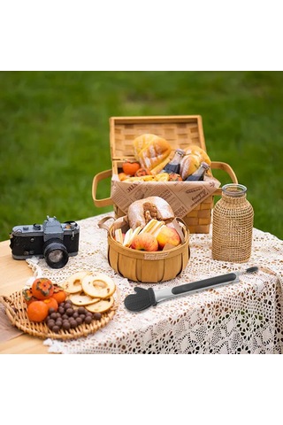 Çocuklar İçin Küçük Noel Maşaları İçinde