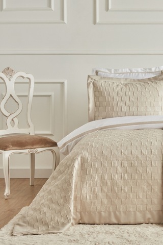 Karaca Home Bride Carina 8 Parça Evlilik Paketi Gold 200.22.04.0268 Altın