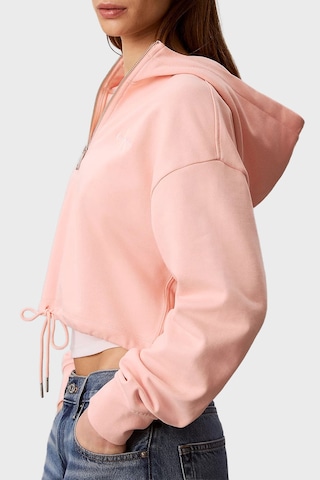 Calvin Klein % 100 Pamuk Logolu Relaxed Fit Sweat Lv047g203g4tj Bayan Sweat Lv047g203g 4tj Şeftali