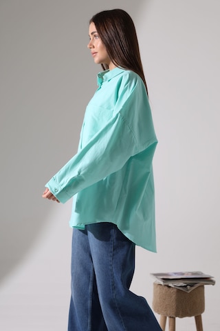 Yeni Sezon Poplin Kumaş Çift Cepli Oversize Pamuklu Kadın Tunik Gömlek Turkuaz