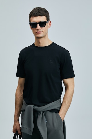 Lufian Pablo Modern Grafik T- Shirt Siyah Siyah 111020265100100 SIYAH