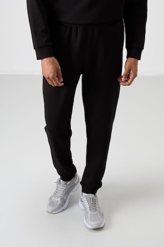 Tommy Life Siyah - Siyah Pamuklu Kalın Yumuşak Dokulu Comfort Fit Baskılı Erkek Eşofman Takım - 85253 Siyah