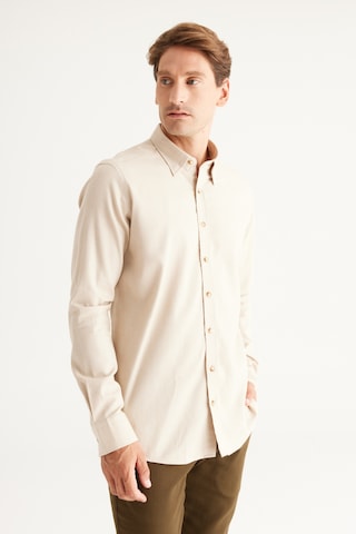 AC&Co / Altınyıldız Classics Erkek Bej Slim Fit Dar Kesim Gizli Düğme Yaka %100 Pamuk Gömlek Bej