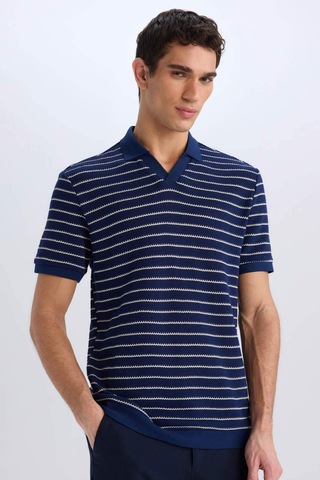 DeFacto Regular Fit Polo Yaka Çizgili Triko Kısa Kollu Tişört C4150AX25SMNV42