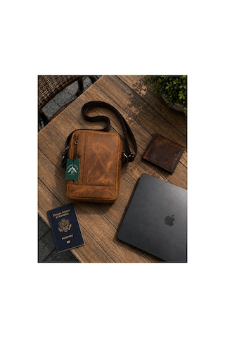 Alphaclub Bag Erkek Crazy Taba Hakiki Deri Postacı El Ve Omuz Çantası Orta Boy
