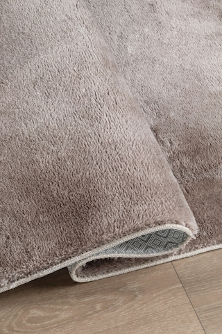 Vl Yuvarlak Comfort Ponpon Saçaklı Peluş Post Halı Kahverengi Halı Kahverengi P.saçaklı