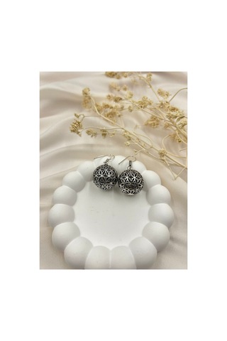 Lunarie Vintage Gümüş Renk Küre Desenli Sallantılı Küpe