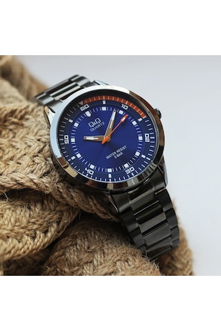 Q&Q QA58J402Y Erkek Kol Saati