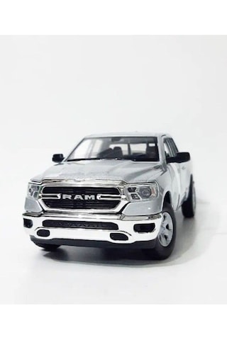 Dodge Ram 1:24 Model Maket Araba Gümüş
