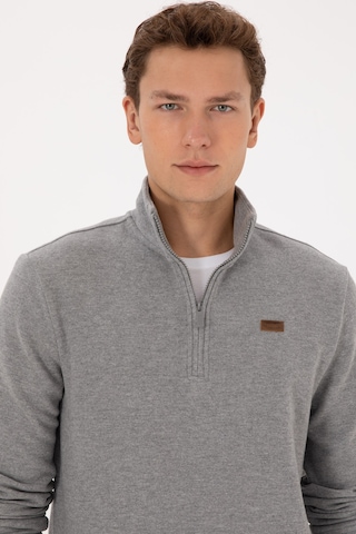 U.S. Polo Assn. Erkek Regular Fit Yarım Fermuarlı Gri Melanj Basic Sweatshirt 50313802-VR086
