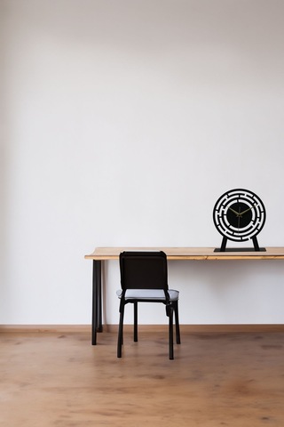 Labirent Model Metal Lazer Kesim Akar Sessiz Mekanizmalı Masa Saati Siyah