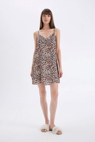 DeFacto Leopar Desenli V Yaka Saten Askılı Gecelik-Fall in Love D4407AX24HSBK81