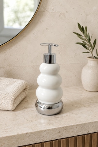 Trıo Dekoratif Premium 3 Boğumlu Sıvı Sabunluk 300 Ml Krom Görünümlü Pompalı Pastel Yeşil Banyo Ve Mutfak Sabun Dispenseri - 18,5 Cm X 7 Cm Beyaz Trıo Dekoratif Premium 3 Boğumlu Sıvı Sabunluk 300 Ml Krom Görünümlü Pompalı Pastel Yeşil Banyo Ve Mutfak Sabun Dispenseri - 18,5 Cm X 7 Cm Beyaz