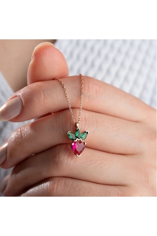 Vaoov 925 Ayar Gümüş Kırmızı Taşlı Çilek Kolye Rose