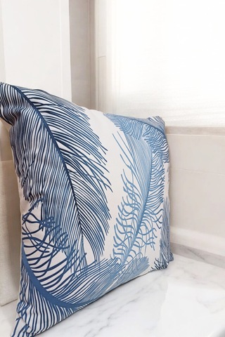 Modern Tarz Dijital Baskılı 4 Lü Dekoratif Kırlent Kılıfı Seti 43x43 Cm Şık Ve Renkli Tasarımlar Mavi - Beyaz