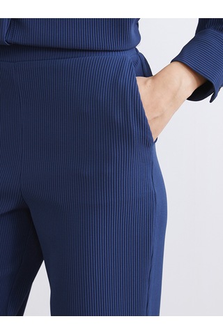 Lcw Modest Lacivert Beli Lastikli Havuç Kesim Dokulu Kadın Pantolon