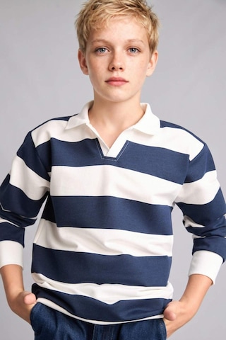 Defacto New Regular Fıt Uzun Kollu Apaş Yaka Pamuklu Lacivert Sweatshirt Erkek Çocuk H7130a826aunv256 Lacivert-nv256