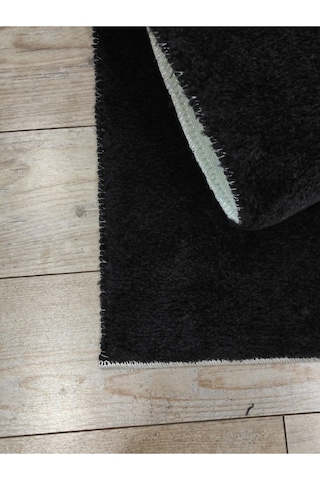 Balat Halı Kalın Yumuşak Kaymaz Taban Siyah Peluş Halı