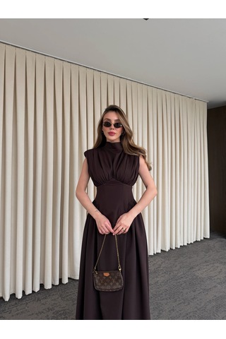 Laluvia Kahverengi Vatkalı Elbise - 25193 Kahverengi