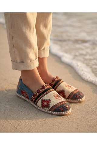 Futsishoes Magnolıa Lacivert Kilim Desenli Hakiki Deri Kadın Etnik Desen Espadril Ayakkabı