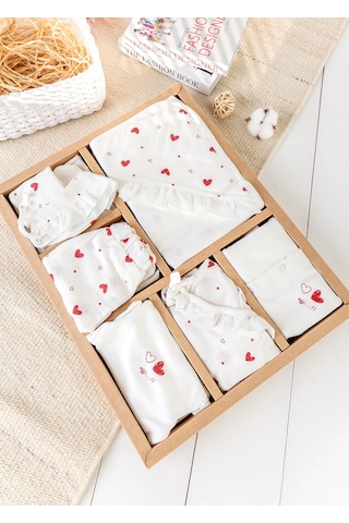 Kalp Desenli Müslin 100% Pamuk 10'lu Kız Bebek Hastane Çıkışı Bebek Takımı Set