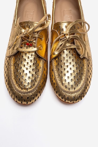Luvishoes Stevo Altın Hakiki Deri Delikli Bağcıklı Kadın Loafer Ayakkabı