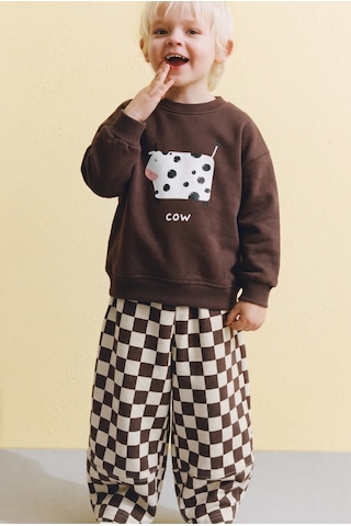 Magu Çocuk Baskılı Kahverengi Sweatshirt Ve Dama Desenli Eşofman Altı Takımı Çok Renkli