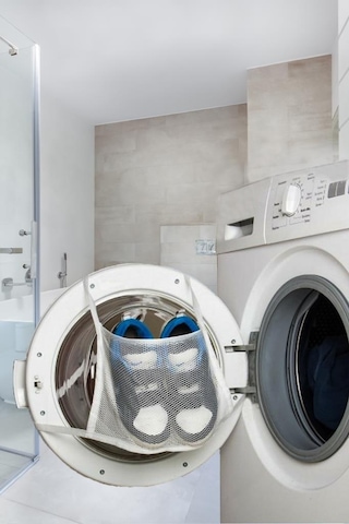 Ayakkabı Yıkama Filesi Kapak Bağlamalı Çamaşır Ayakkabı Filesi Beyaz