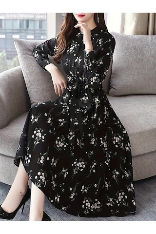 Moderie Butik Kadın Uzun Kollu Hakim Yakalı Düğmeli Kuşaklı Desenli Maxi Mikro Süprem Elbise Siyah