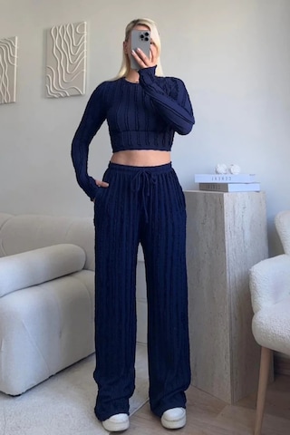 Trend Alisse Lacivert Kışlık Premium Fitilli Parmak Geçmeli Crop Bluz Bol Paça Pantolon Takımı