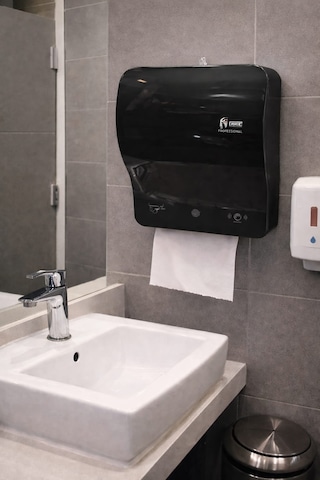 Aform Havlu Makinası Fotoselli Sensörlü 21cm Siyah