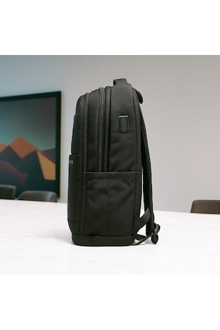 Laptop Ve Seyahat İçin İnce Tasarım Sırt Çantası Baggaj S24113 Siyah