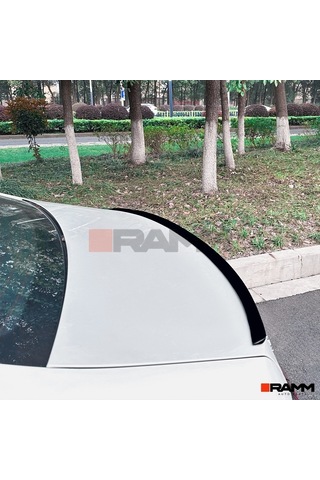 Bmw G60 Bagaj Spoiler Parlak Siyah Model 1
