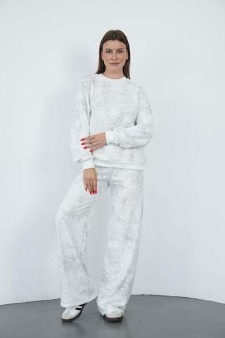 Penyebizden Oversize Sweatshirt & Geniş Paça Eşofman Altı Takım-ekru-gri Baskılı