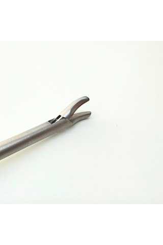 Laparoskopik Aletler-praticmed - Needle Holder - Sol El - Curved