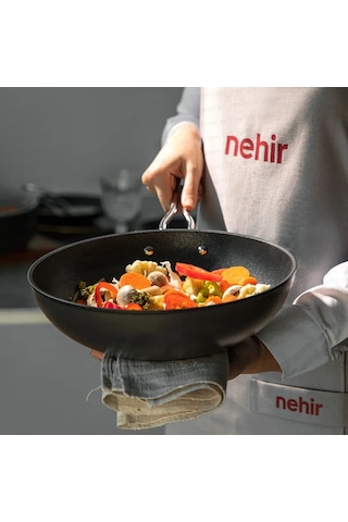 Nehir Titanium Siyah 28 Cm Wok Tava