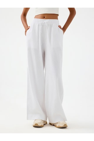 Regular Fit Kadın Pantolon Beyaz