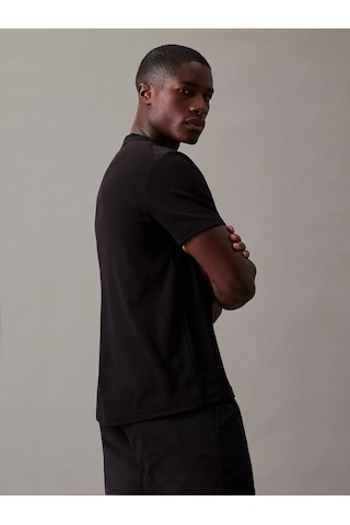 Calvin Klein Erkek Yuvarlak Yakalı Logolu Siyah T-shirt SIYAH Siyah