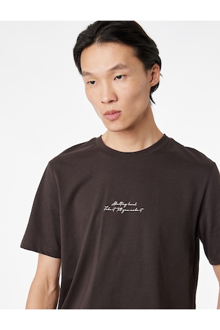 Koton Pamuklu Kısa Kollu Bisiklet Yaka Baskılı Slim Fit Tişört Kahverengi 6sam10066mk