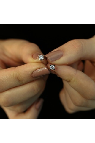 Lova F Renk 0.40 Karat Pırlanta Tektaş Küpe - 3010002