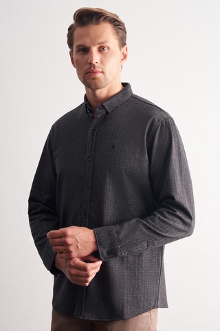 İmza Siyah Smart Düğmeli Yaka Uzun Kol Cepsiz Slim Fit Casual Gömlek 1004255172 Siyah