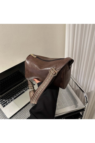 Dachuang Girly Geniş Vuruş Tek Omuzlu Crossbody Çanta-vintage Tarzı Kadınsı El Çantası Black