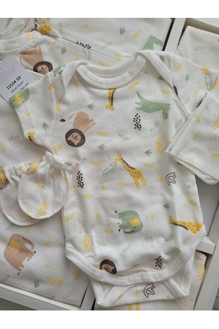 Incibaby 10'lu Erkek Bebek Hastane Çıkışı Zürafa Desenli Beyaz