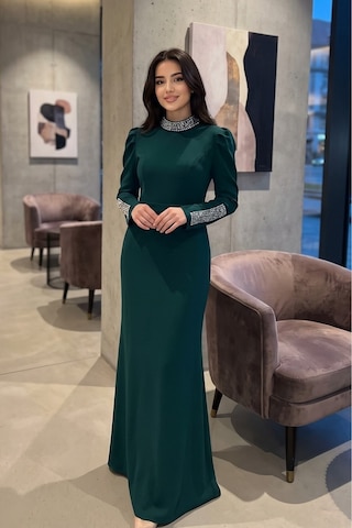 Dorne Moda Taş İşlemeli Yaka Ve Kol Detaylı Uzun Davet Elbisesi Yeşil Yeşil